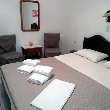 סקירוס Aspous Studios And Rooms מראה חיצוני תמונה