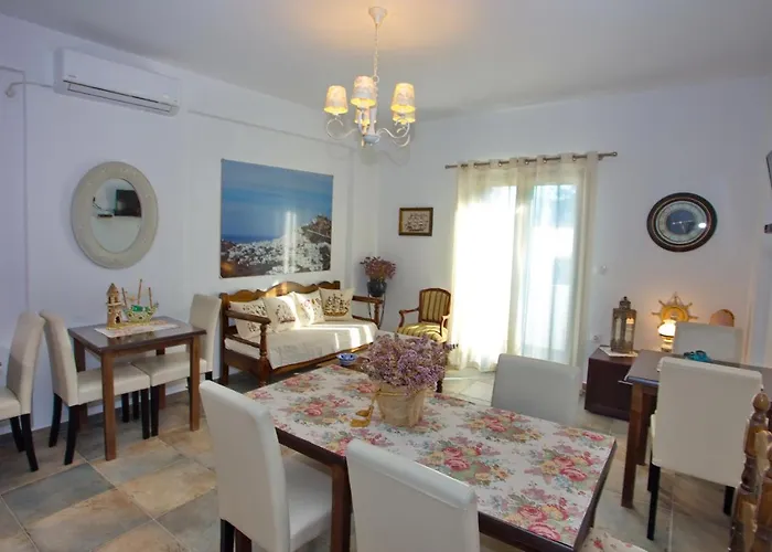 Aspous Studios And Rooms